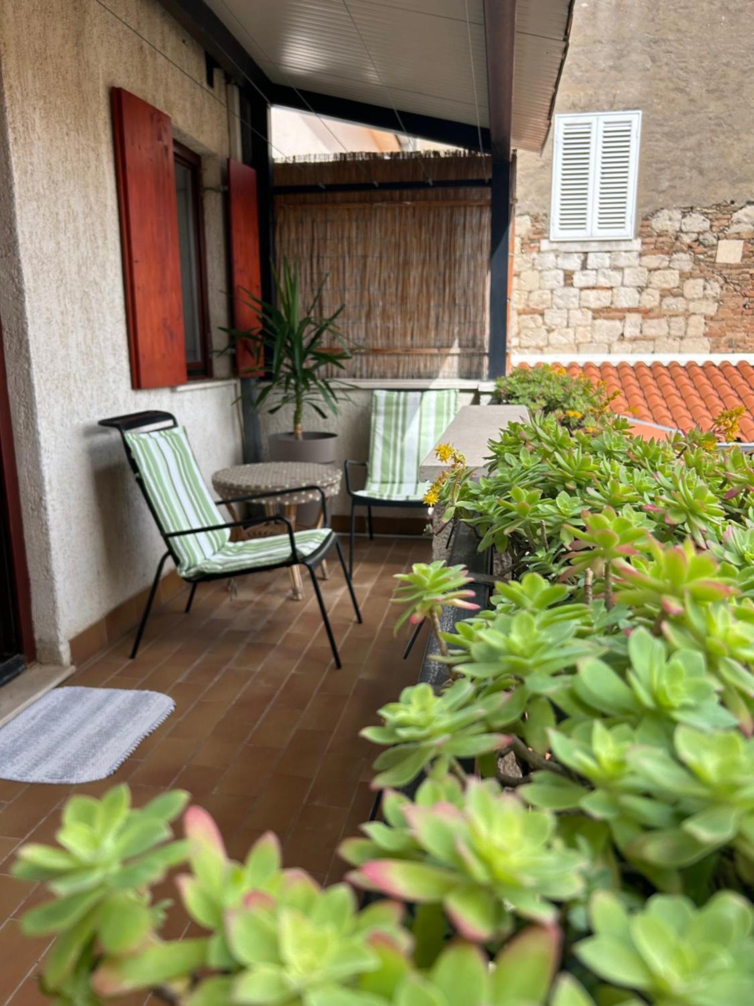 Guesthouse Fjaka Сплит Экстерьер фото