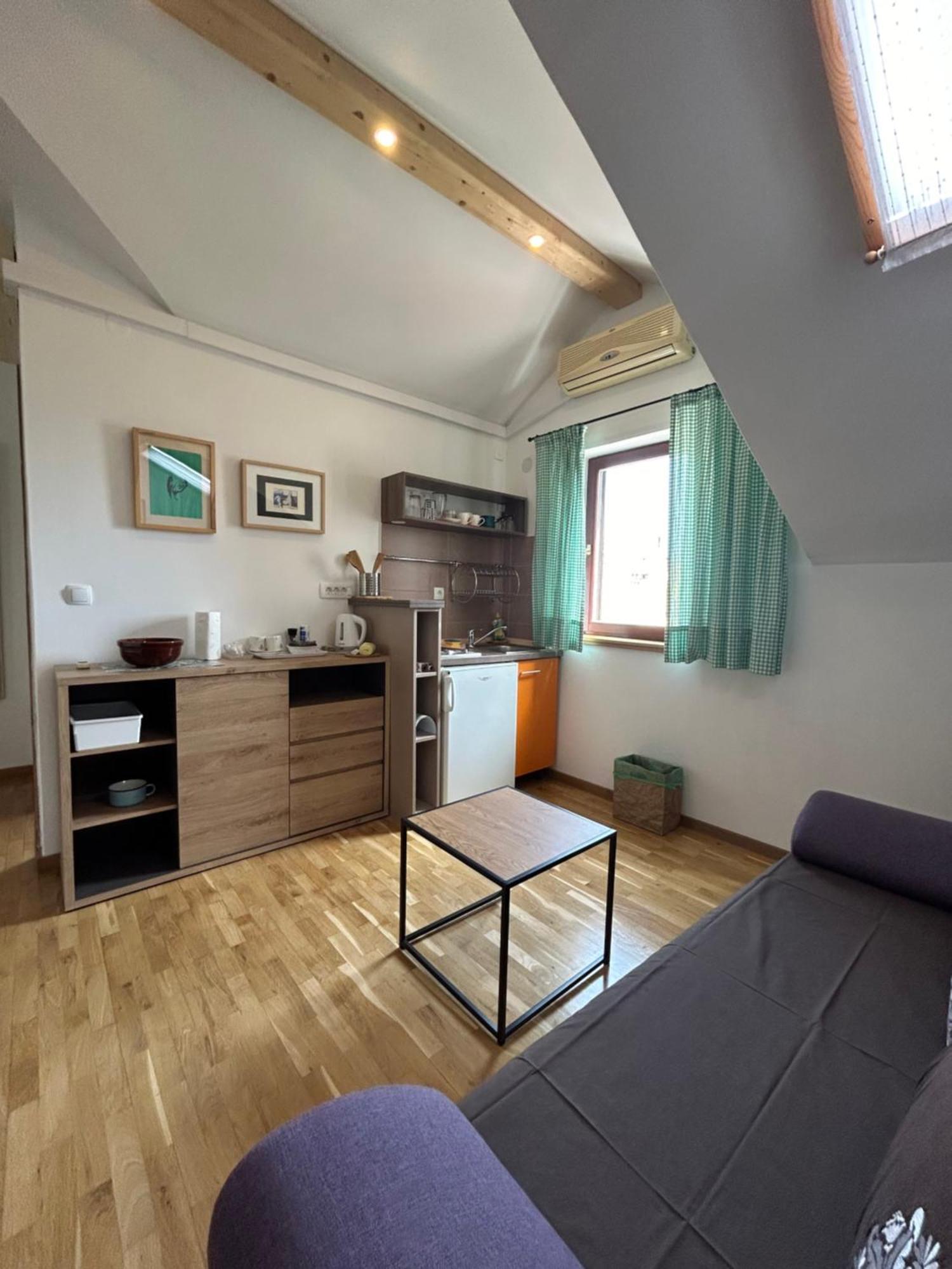 Guesthouse Fjaka Сплит Экстерьер фото